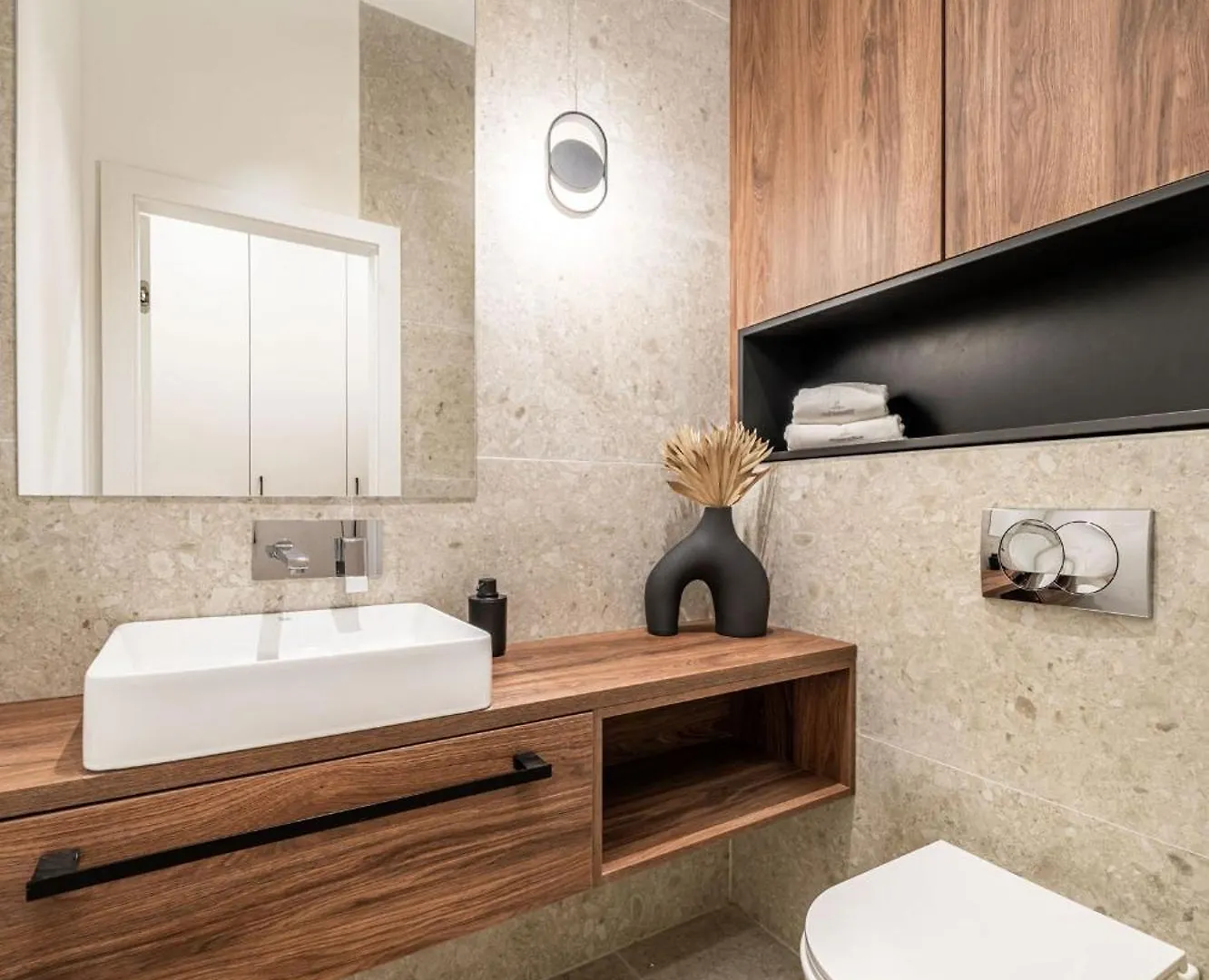 Apartment Modern Flat In Budapest With Pinkflamingo